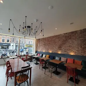 https://hotel-heye-130.ihotelsrotterdam.com